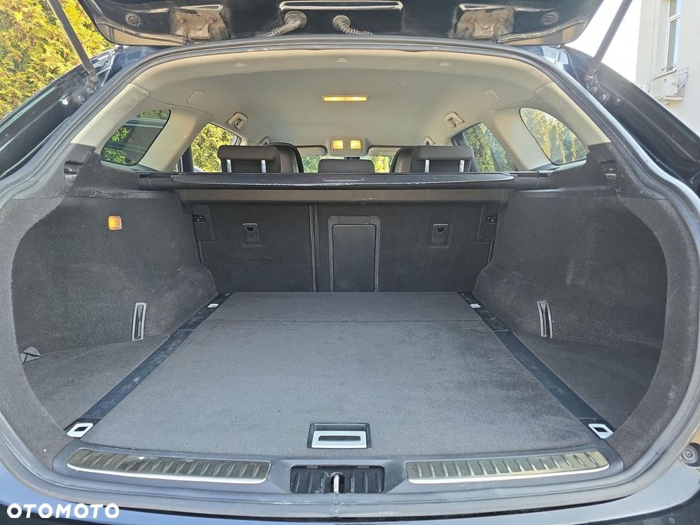 Toyota Avensis 2.0 D-4D Sol - 20