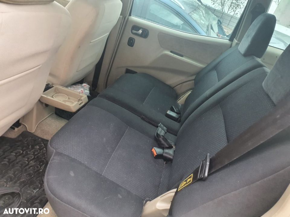 Mocheta portbagaj rulou bloc lumini maneta semnalizare Nissan Terrano 2 motor 3.0di dezmembrez - 6