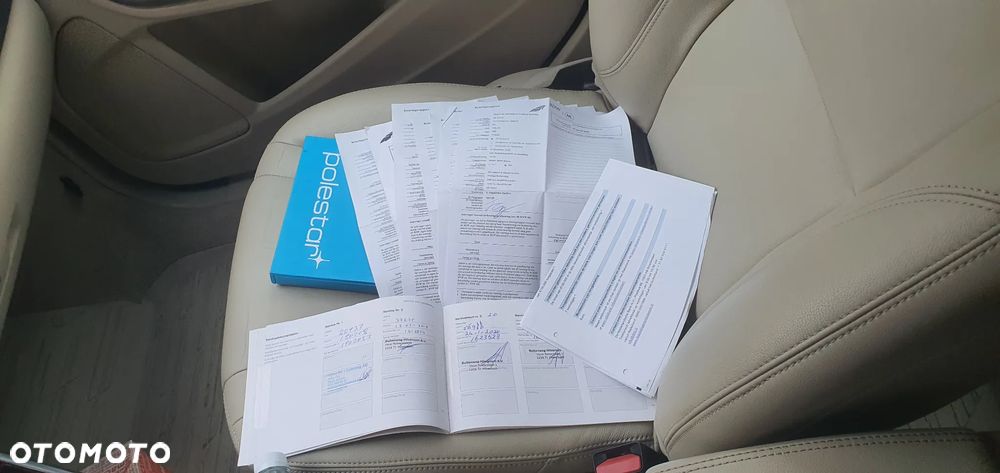 Volvo V60 D4 Geartronic Summum - 32