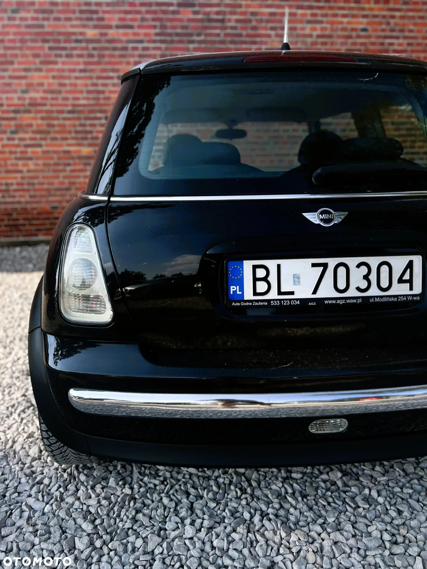 MINI ONE Standard - 26