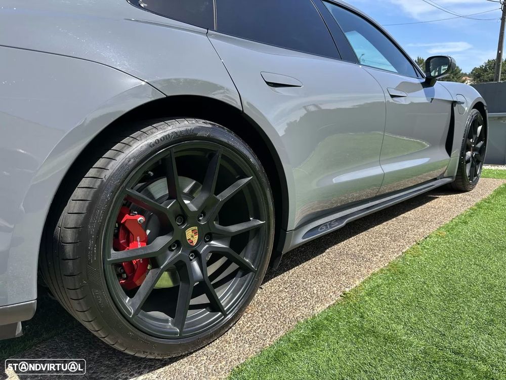 Porsche Taycan Sport Turismo GTS - 22