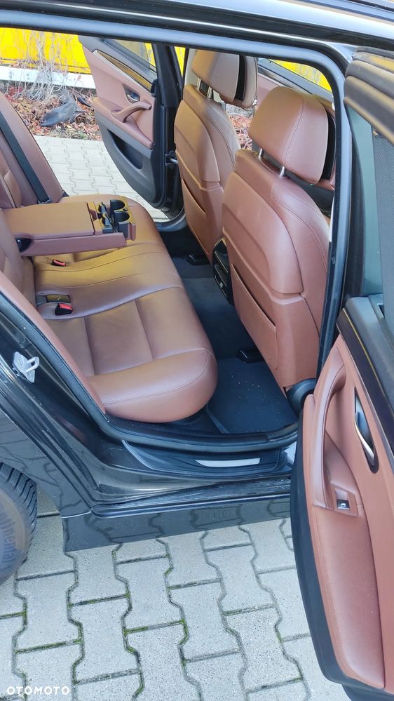 BMW Seria 5 520d Touring Luxury Line - 16