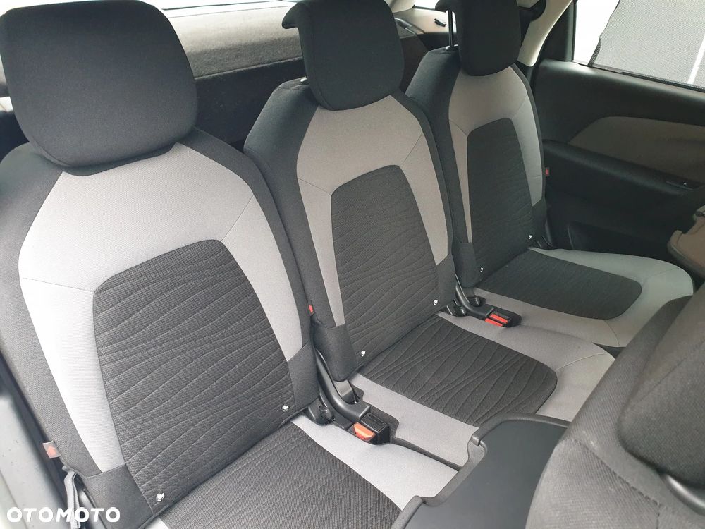Citroën C4 Picasso - 17