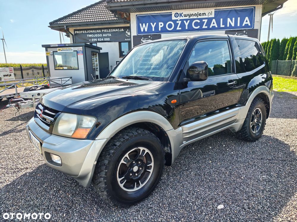 Mitsubishi Pajero - 2