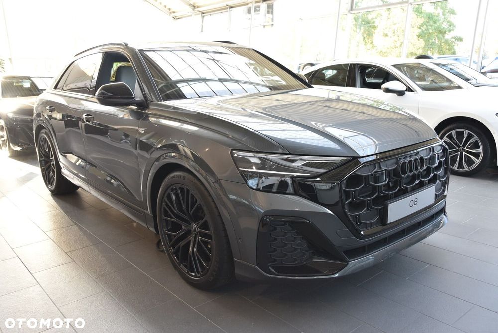 Audi Q8 - 2