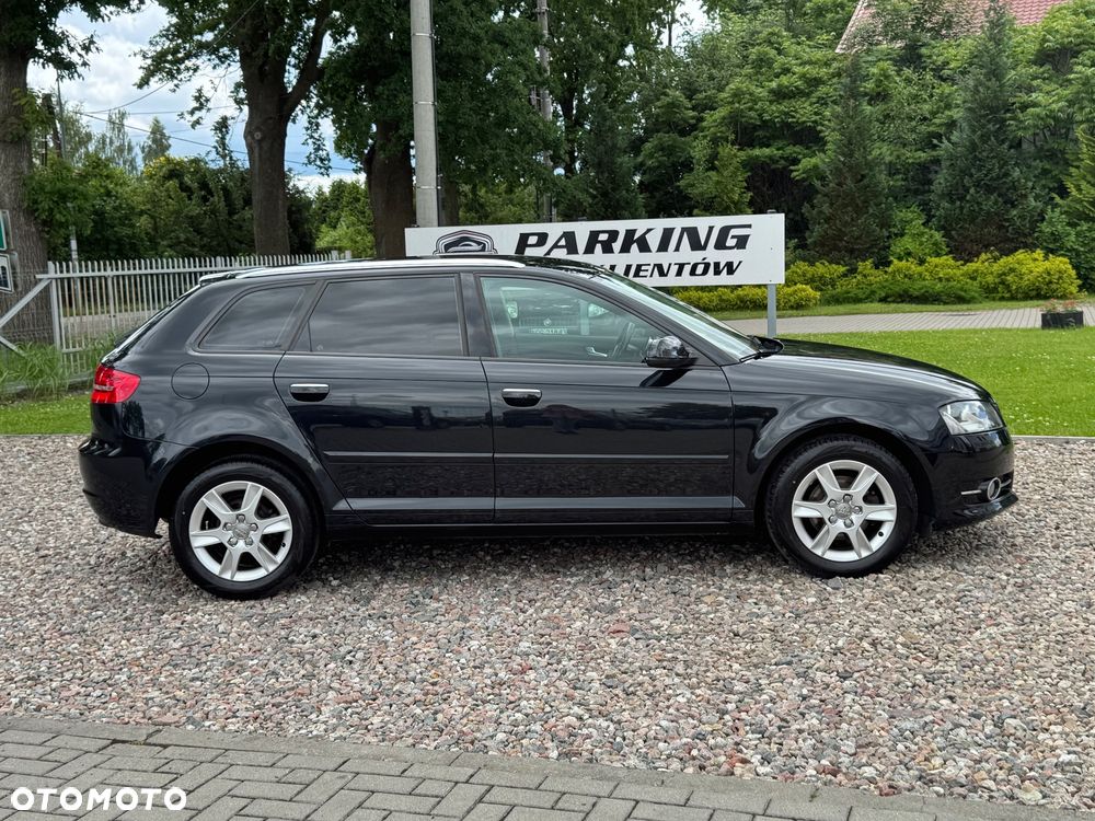 Audi A3 Sportback - 8