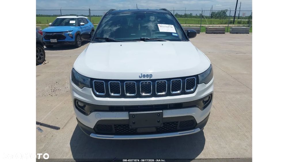 Jeep Compass - 3
