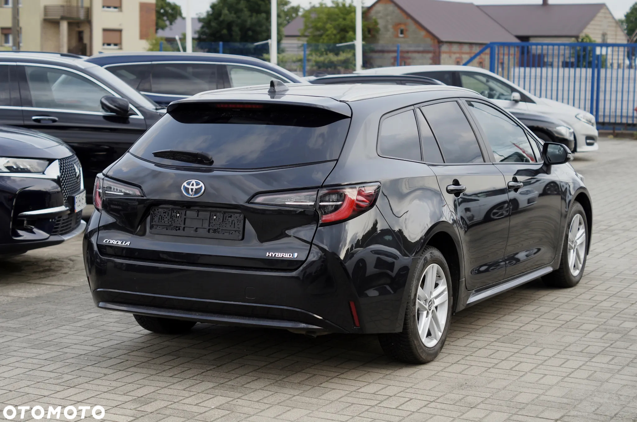 Toyota Corolla 1.8 Hybrid Active - 4