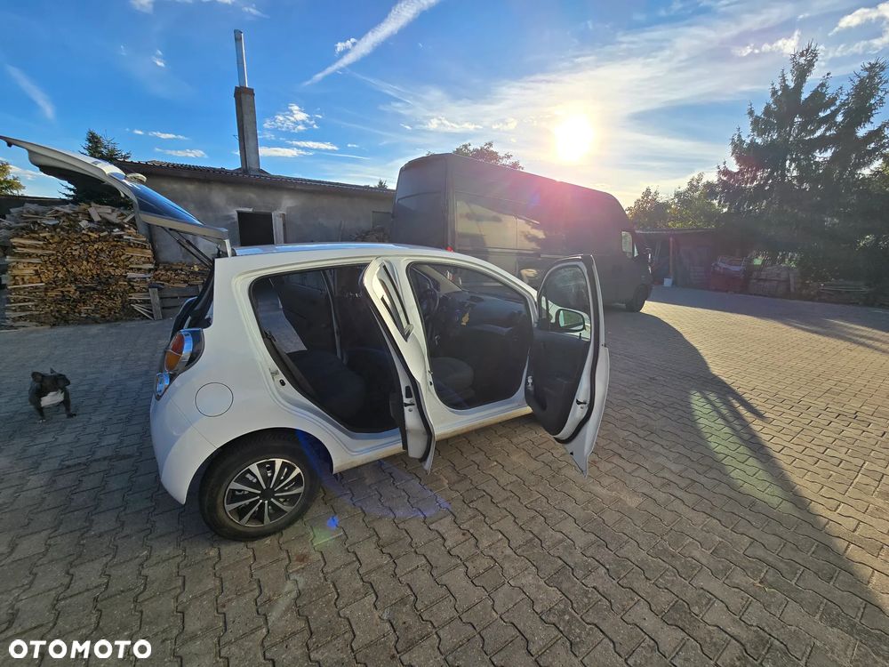 Chevrolet Spark - 11