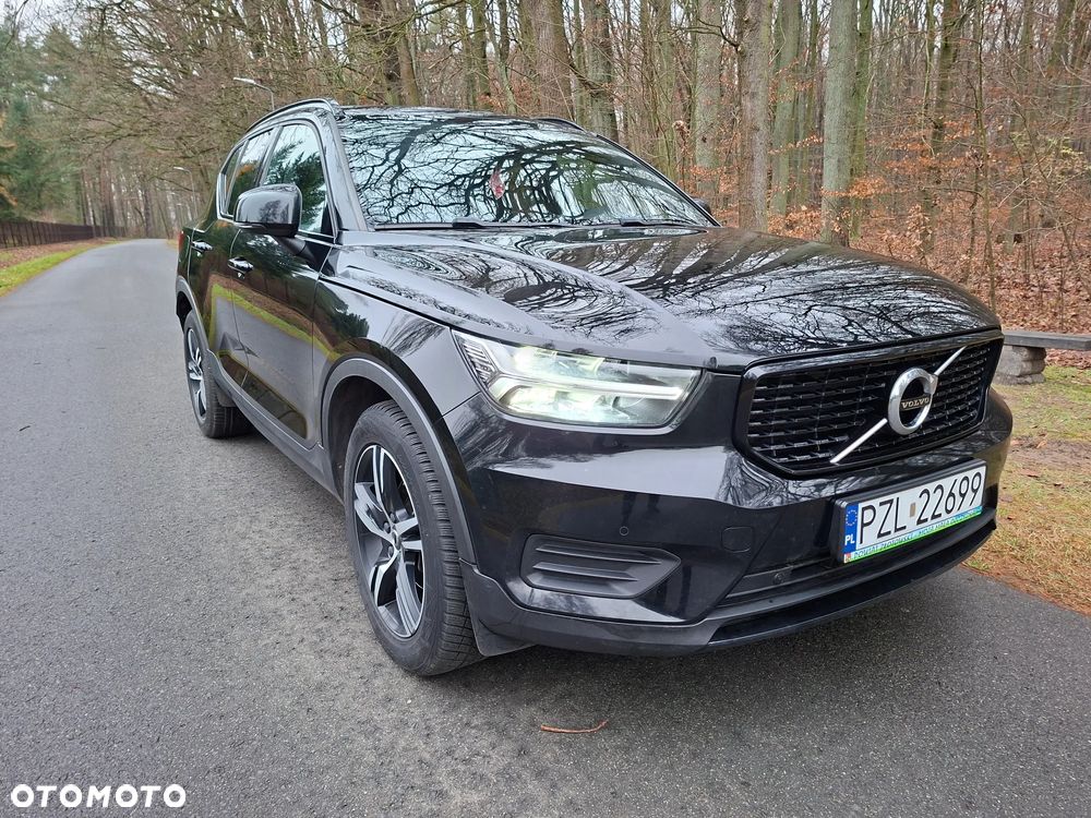 Volvo XC 40 D3 R-Design - 1