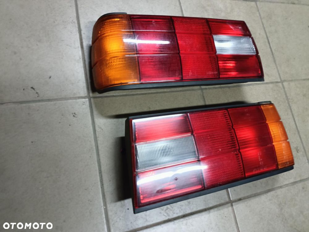 Lampa tył tylna lewa prawa szeroka wkład BMW E30 sedan coupe - 2