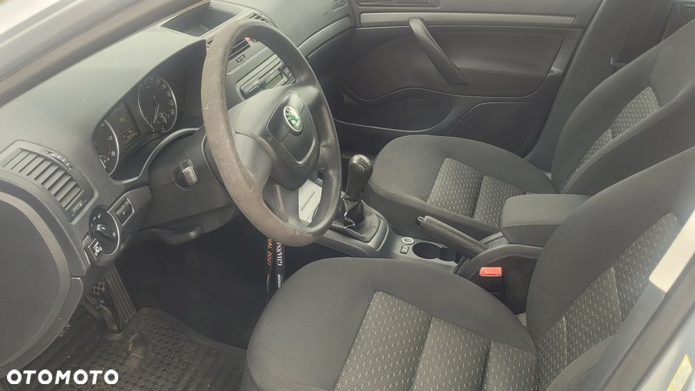 Skoda Octavia - 2