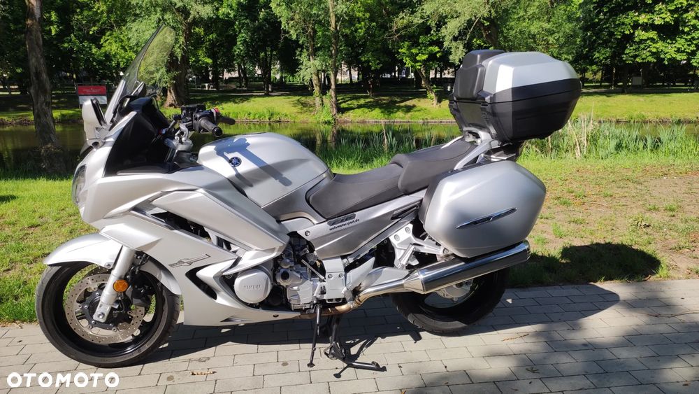 Yamaha FJR - 5