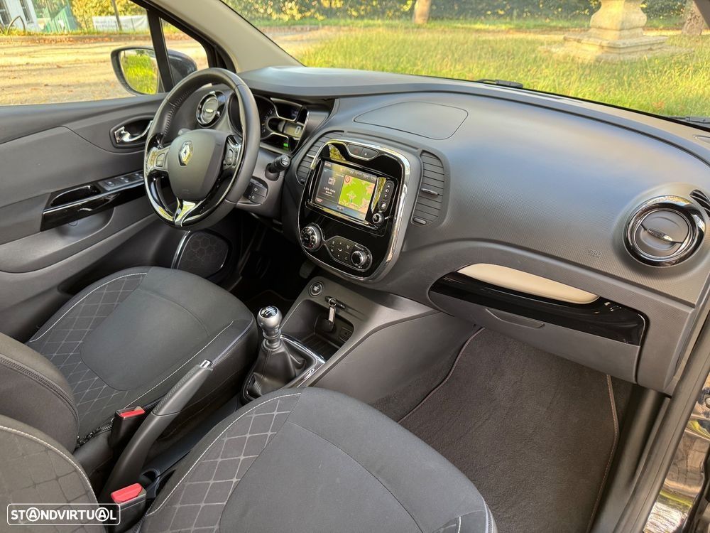 Renault Captur 1.5 dCi Exclusive XMOD - 26