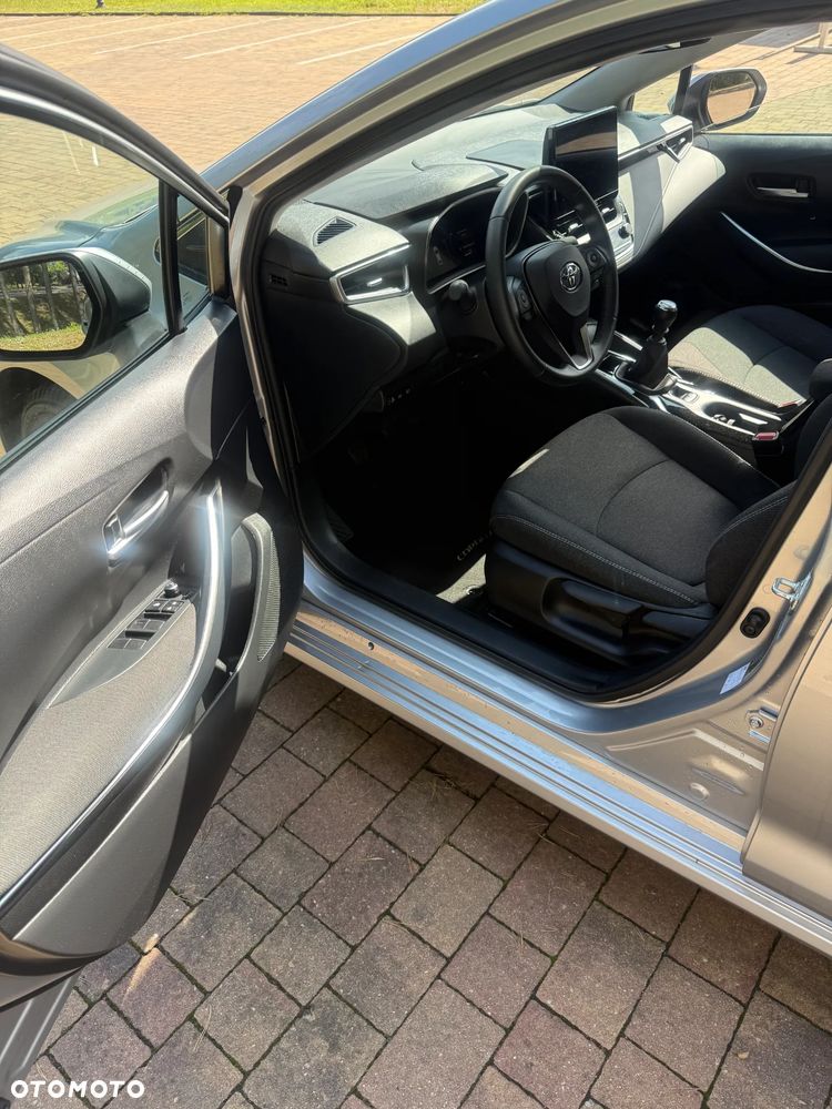 Toyota Corolla 1.5 Comfort - 11