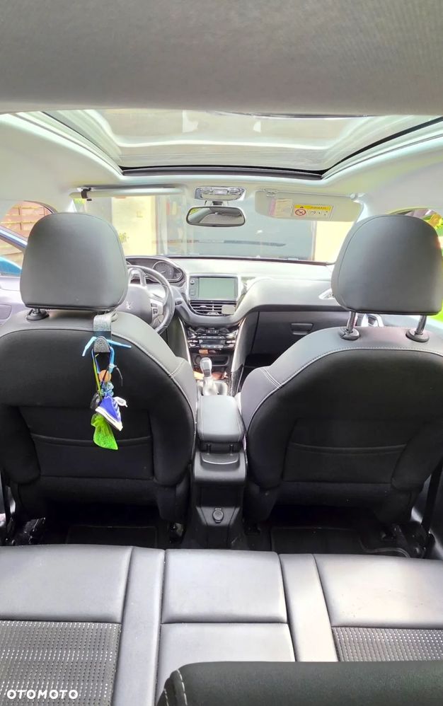 Peugeot 2008 PureTech 110 Stop&Start Allure - 16
