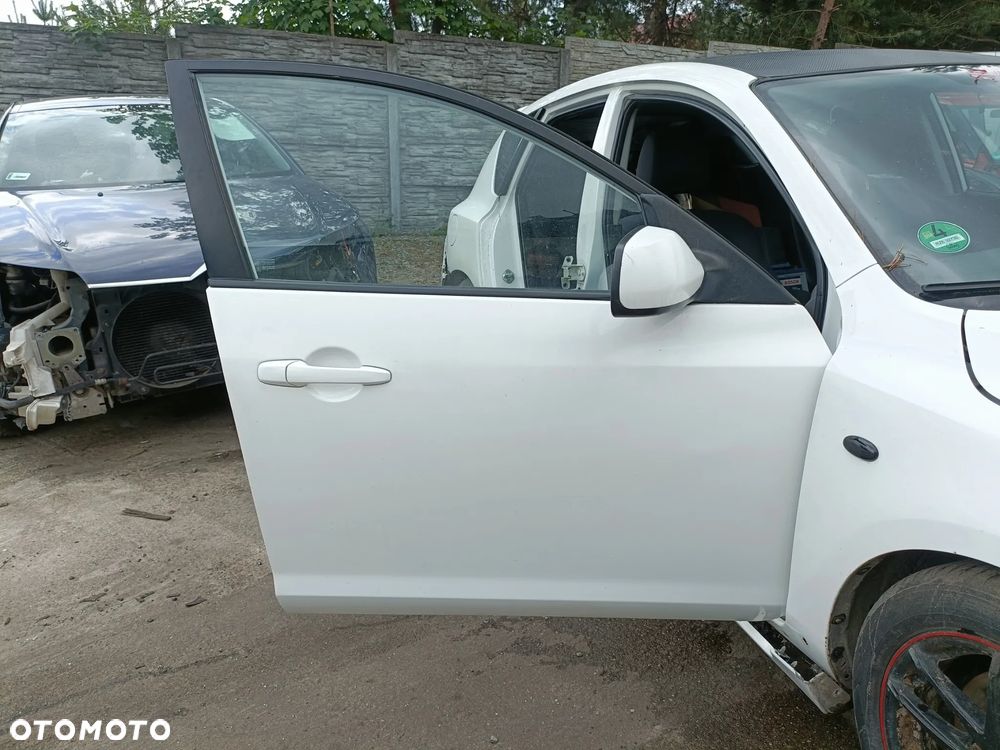 MAZDA 3 I BK 03-06 2005 r. SPORT drzwi prawy przód prawe przednie PP * - 7