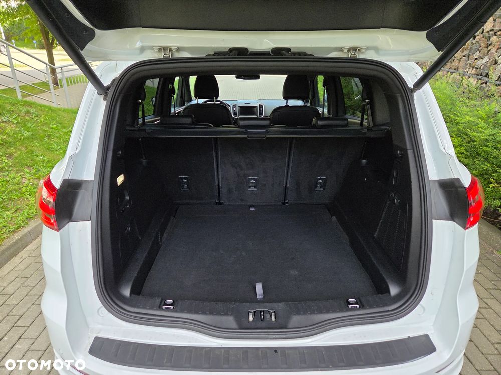 Ford S-Max - 20