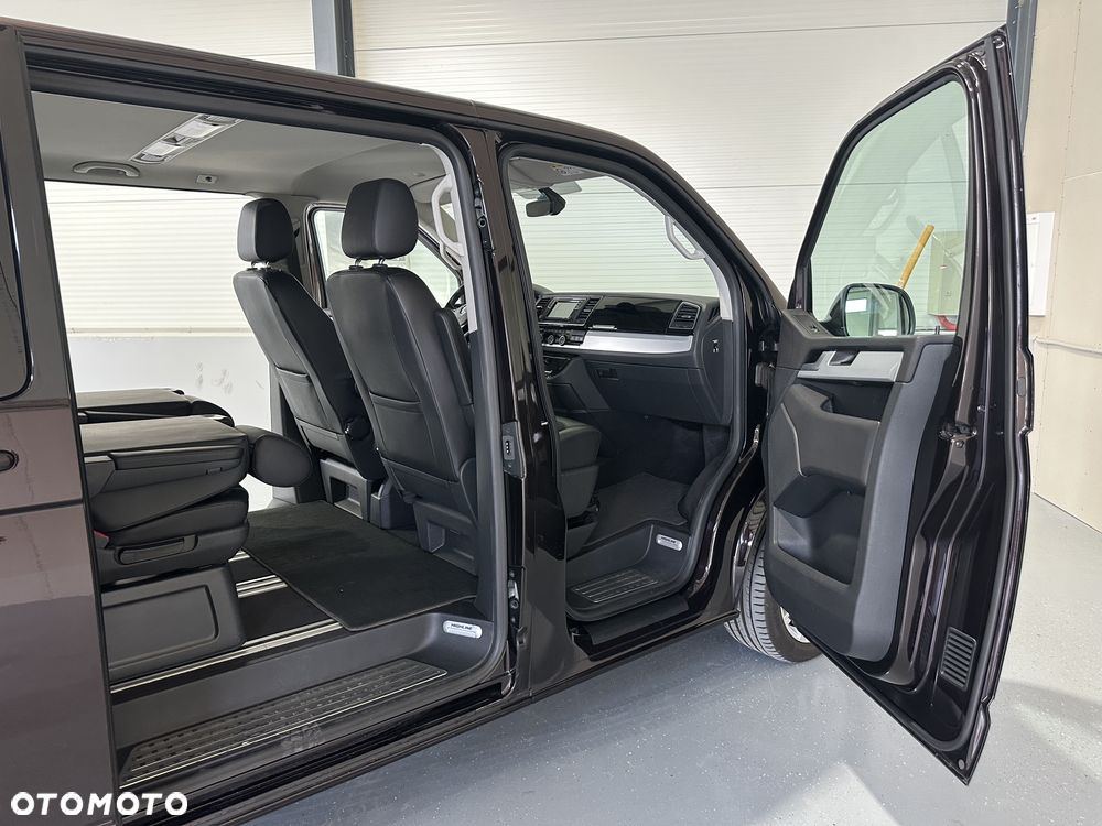 Volkswagen Multivan - 11