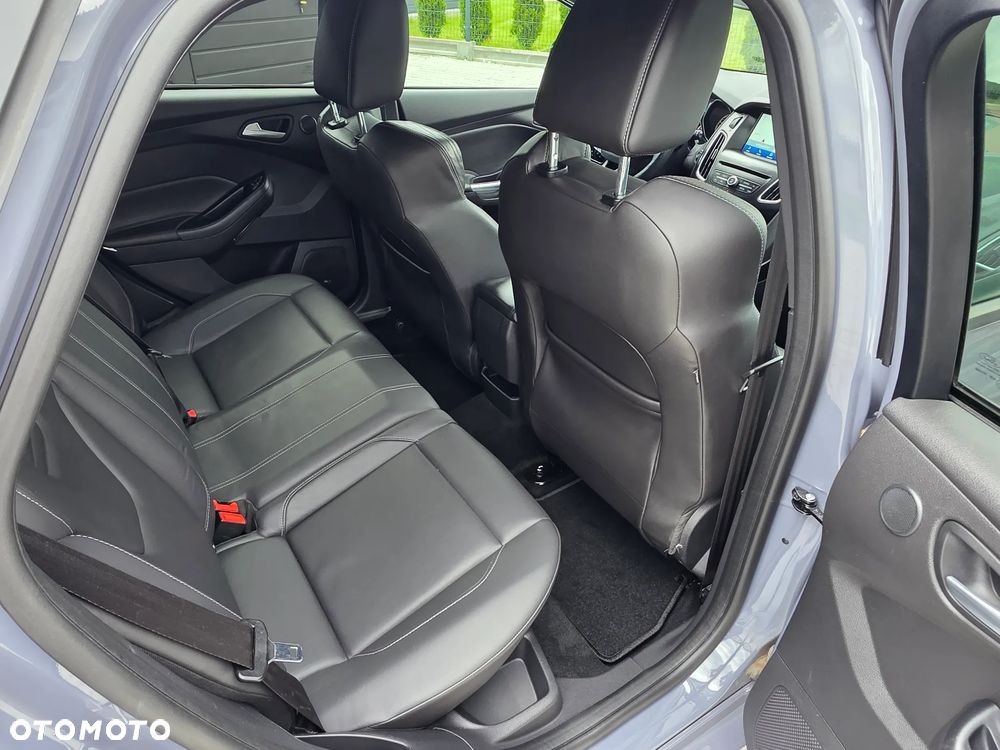 Ford Focus 2.0 EcoBoost ST mit Leder-Exclusiv-Paket - 10