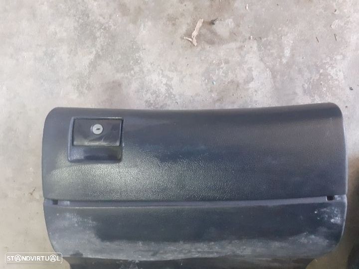 Porta luvas audi a4 b5 - 1
