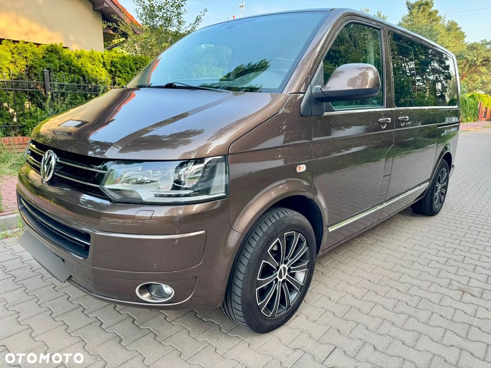Volkswagen Multivan - 24