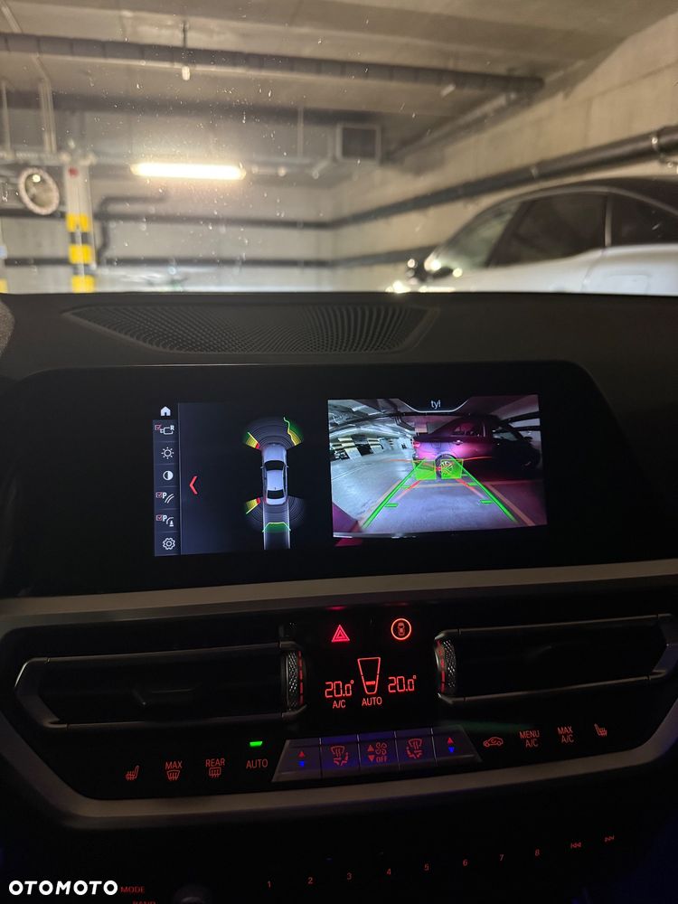 BMW Seria 3 330i Sport Line - 15