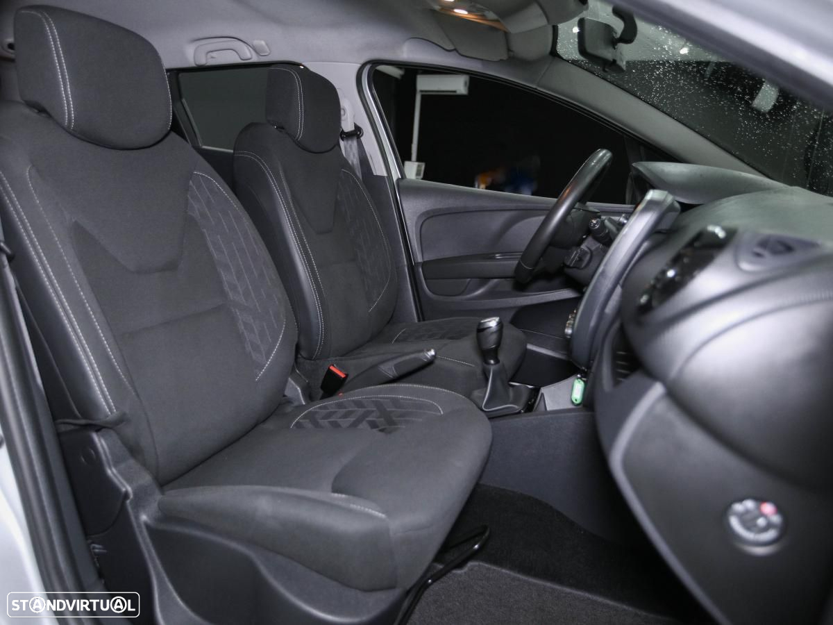 Renault Clio Sport Tourer 0.9 TCe Limited - 9