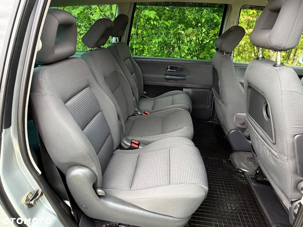 Volkswagen Sharan 1.9 TDI Comfortline Family - 7