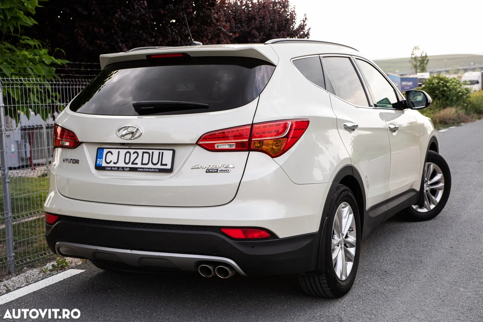 Hyundai Santa Fe 2.2 CRDi 4WD Automatik Premium - 4