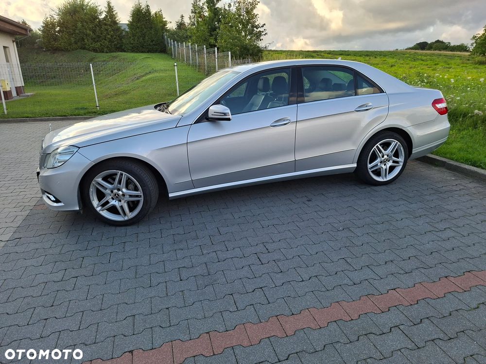 Mercedes-Benz Klasa E 500 Avantgarde - 5