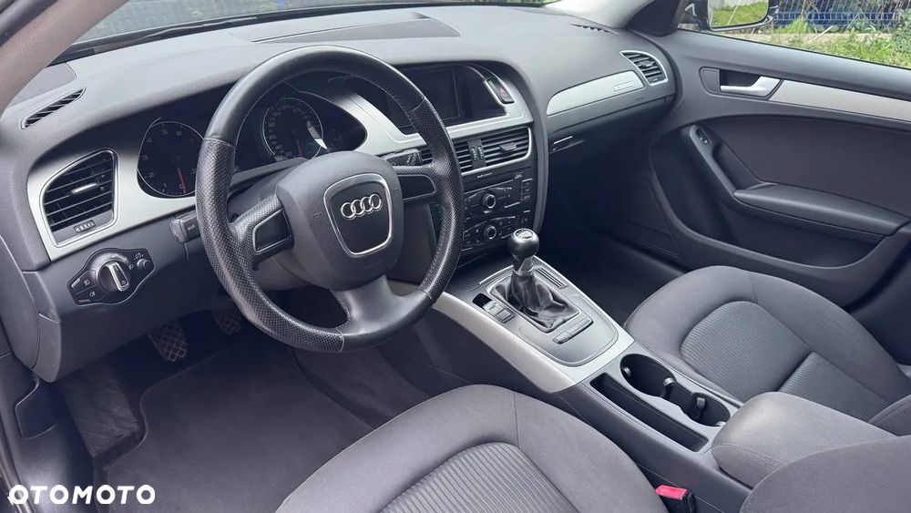 Audi A4 - 12