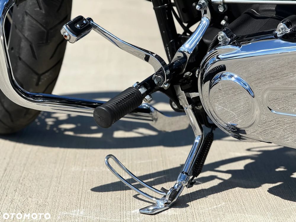 Harley-Davidson FXSB Breakout - 32
