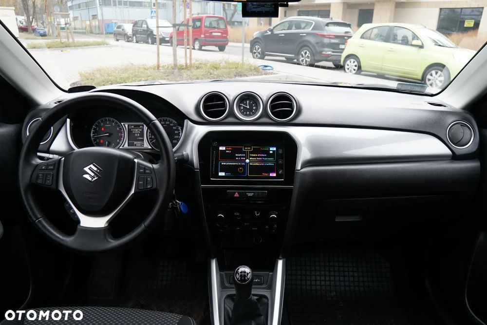 Suzuki Vitara 1.6 Comfort 2WD - 31