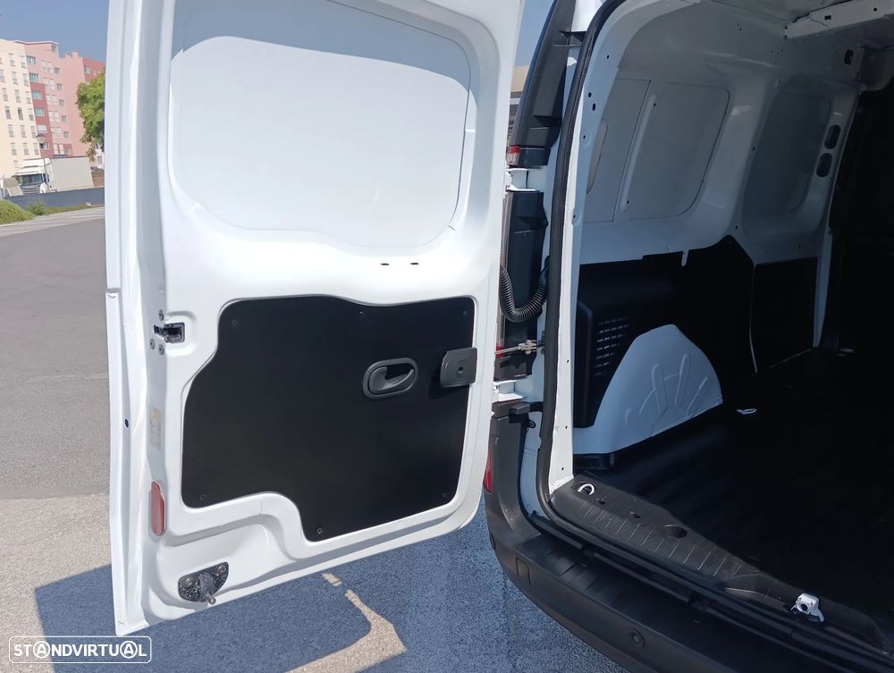 Renault Kangoo Maxi - 16