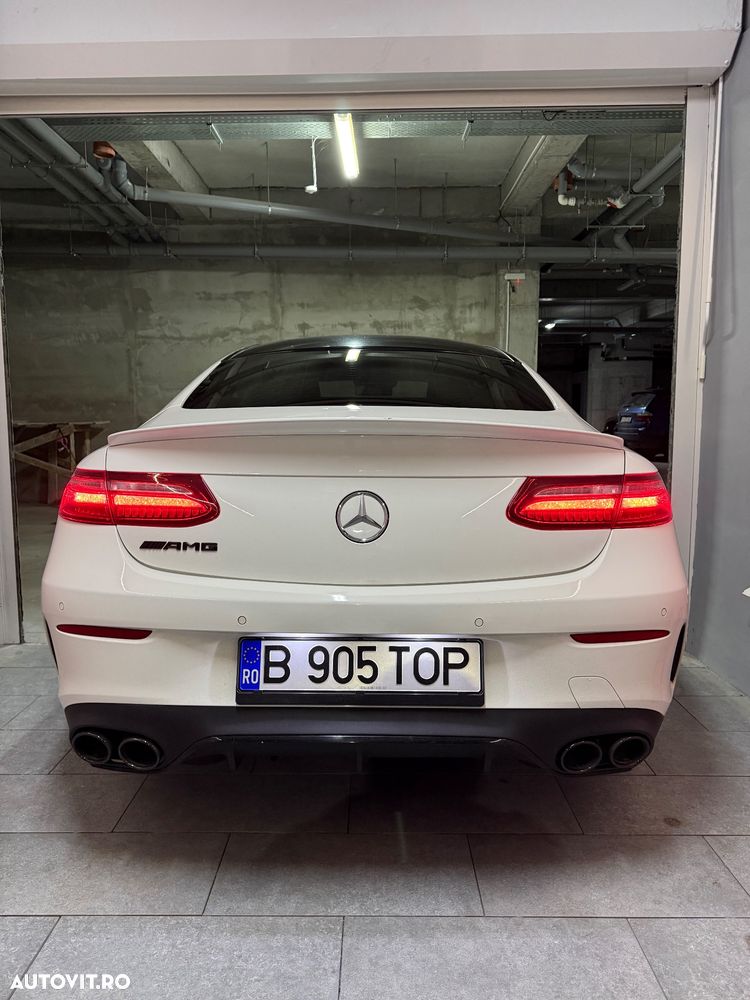 Mercedes-Benz E 220 d 4MATIC - 5
