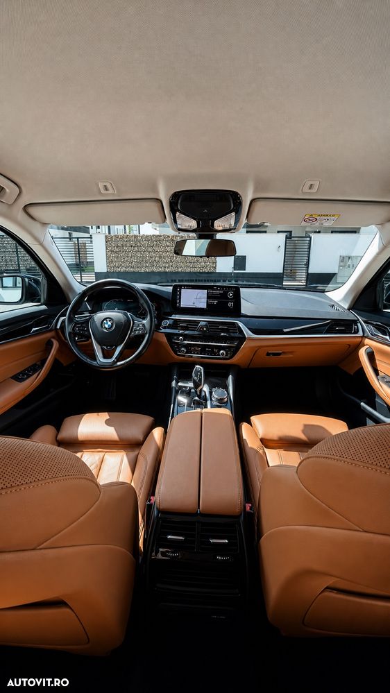 BMW Seria 5 530e xDrive Aut. - 7