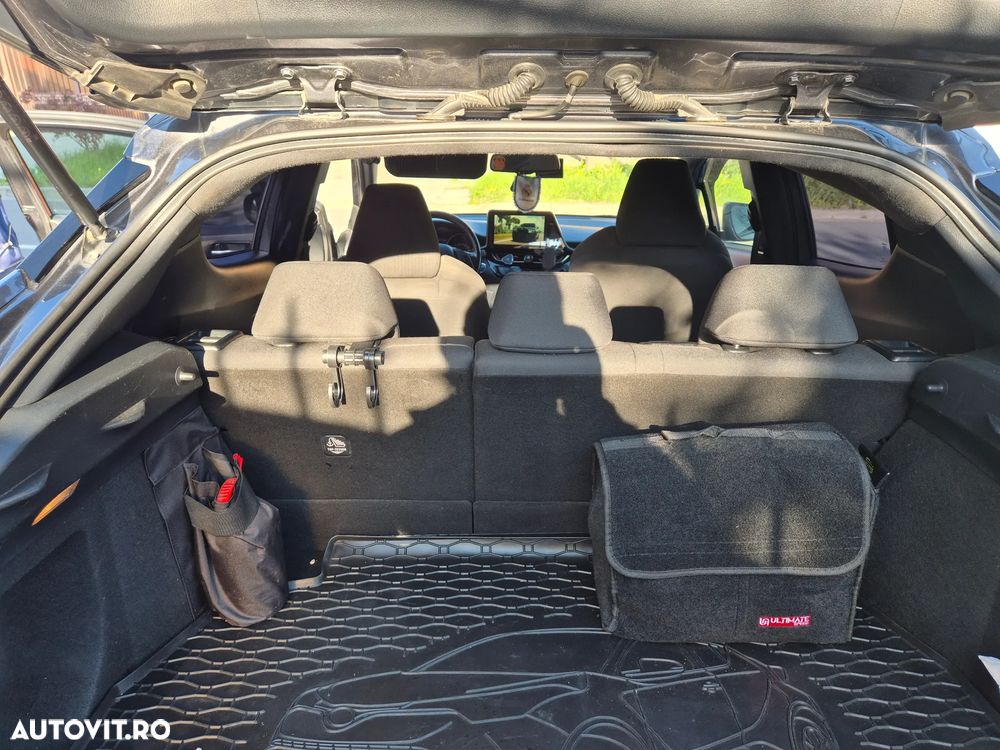 Toyota C-HR 1.8 HSD 4x2 CVT C-enter - 7