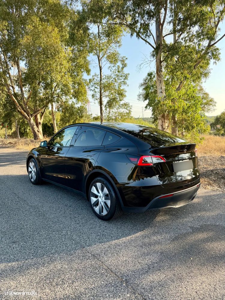 Tesla Model Y Long Range Dual Motor AWD - 1