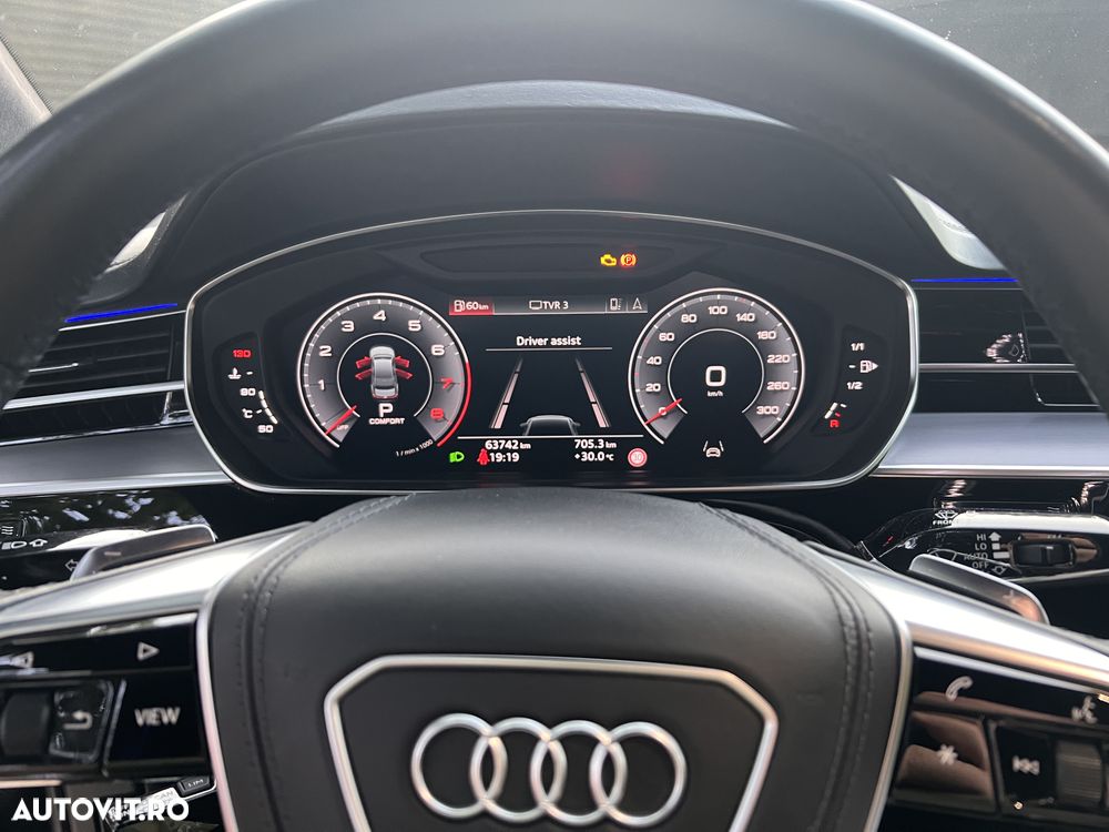 Audi A8 - 18