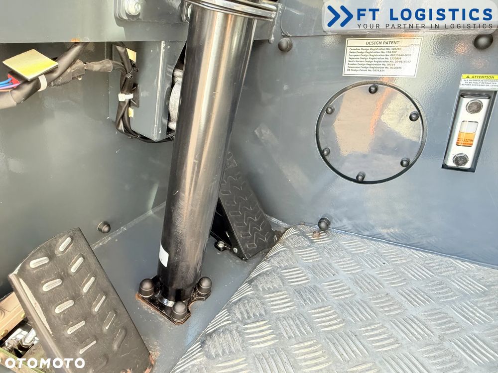Combilift WÓZEK CZTEROKIERUNKOWY - WIELOKIERUNKOWY | COMBILIFT CB4000 | DIESEL | TRIPLEX 5200MM | POZYCJONER WIDEŁ | WOLNY SKOK | NOWE OPONY | PO SERWISIE | STAN IDEALNY - 9