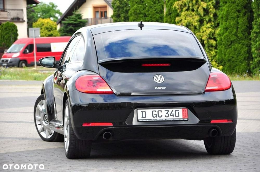 Volkswagen New Beetle - 19