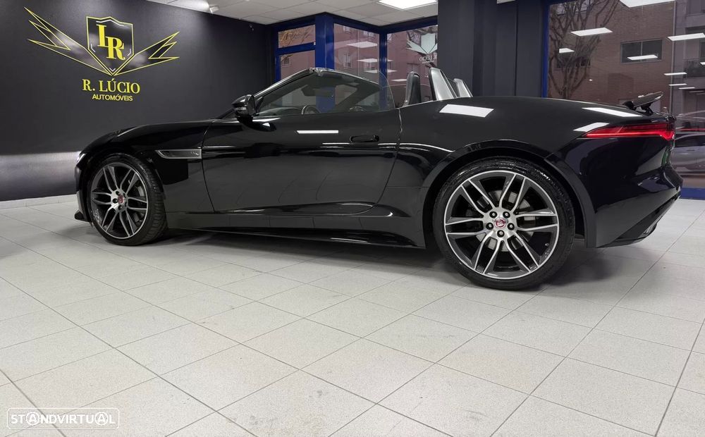 Jaguar F-Type 2.0 i4 R-Dynamic Black - 50