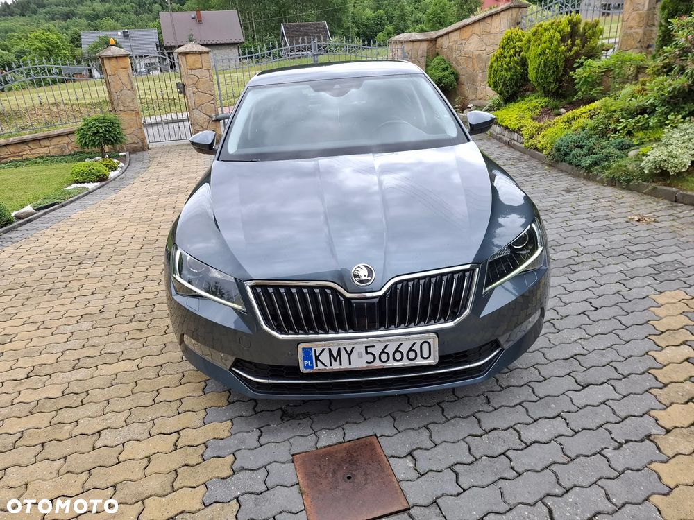 Skoda Superb 2.0 TDI 4x4 L&K DSG - 2