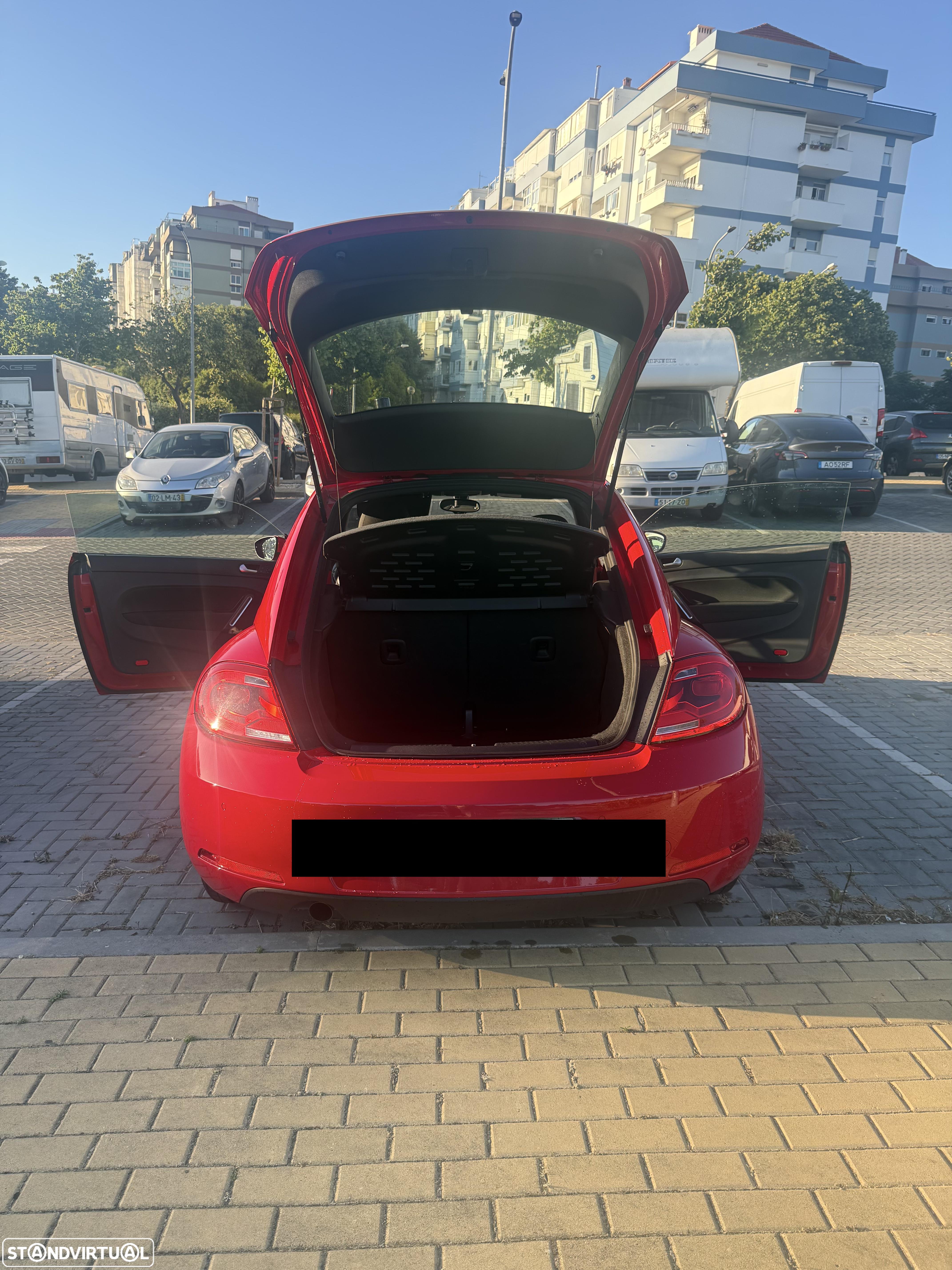 VW New Beetle 1.6 TDi Design DSG - 14
