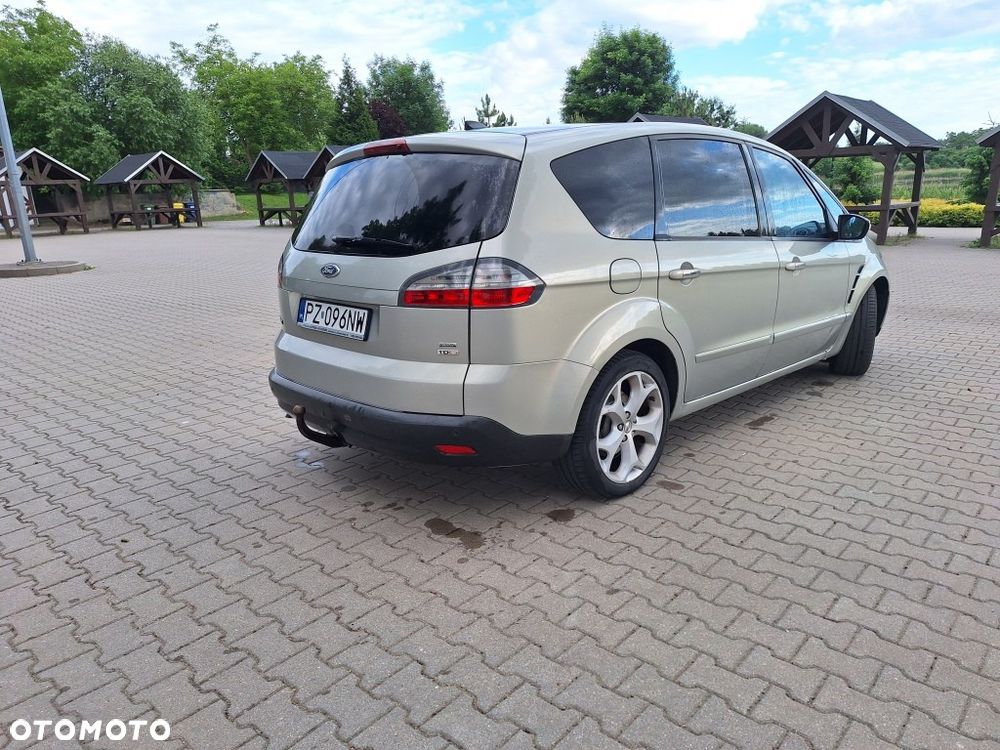 Ford S-Max 2.0 TDCi Titanium - 3