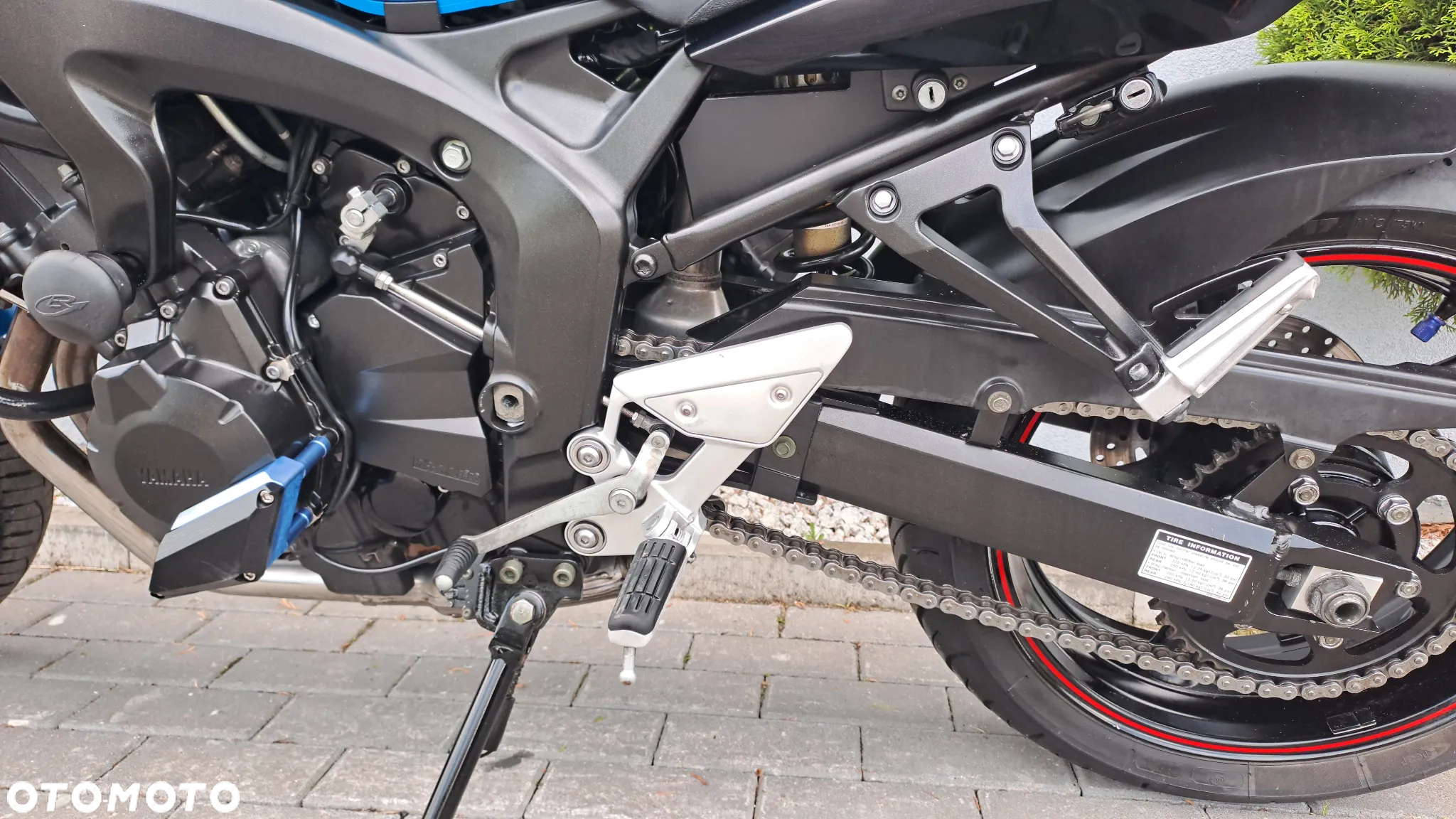 Yamaha FZ6 - 30