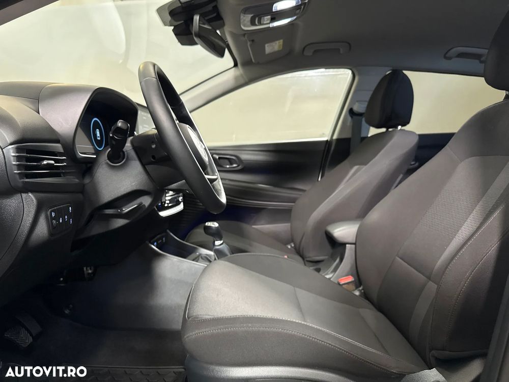 Hyundai i20 - 23
