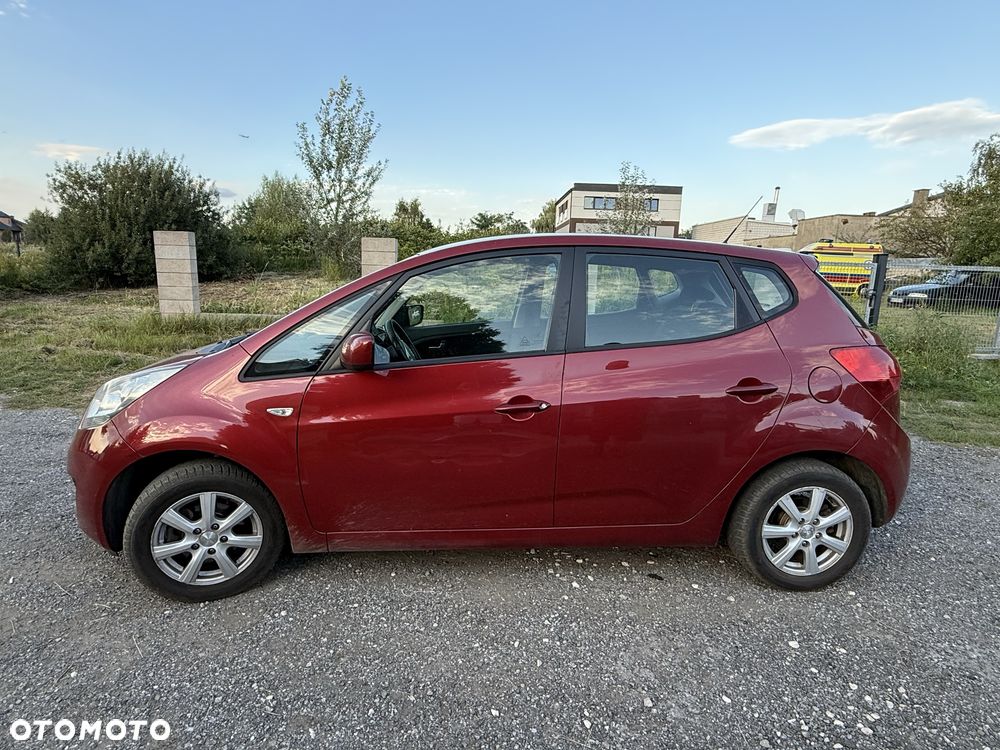 Kia Venga - 1