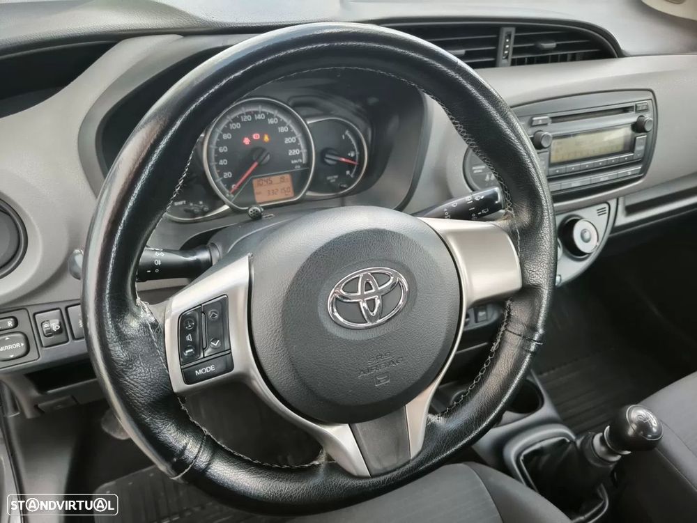 Toyota Yaris 1.4 D-4D ACtive+AC - 35